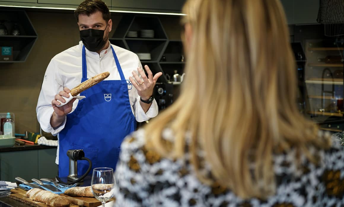 Démonstration du four combiné vapeur V-ZUG avec le chef Pierre Guichon