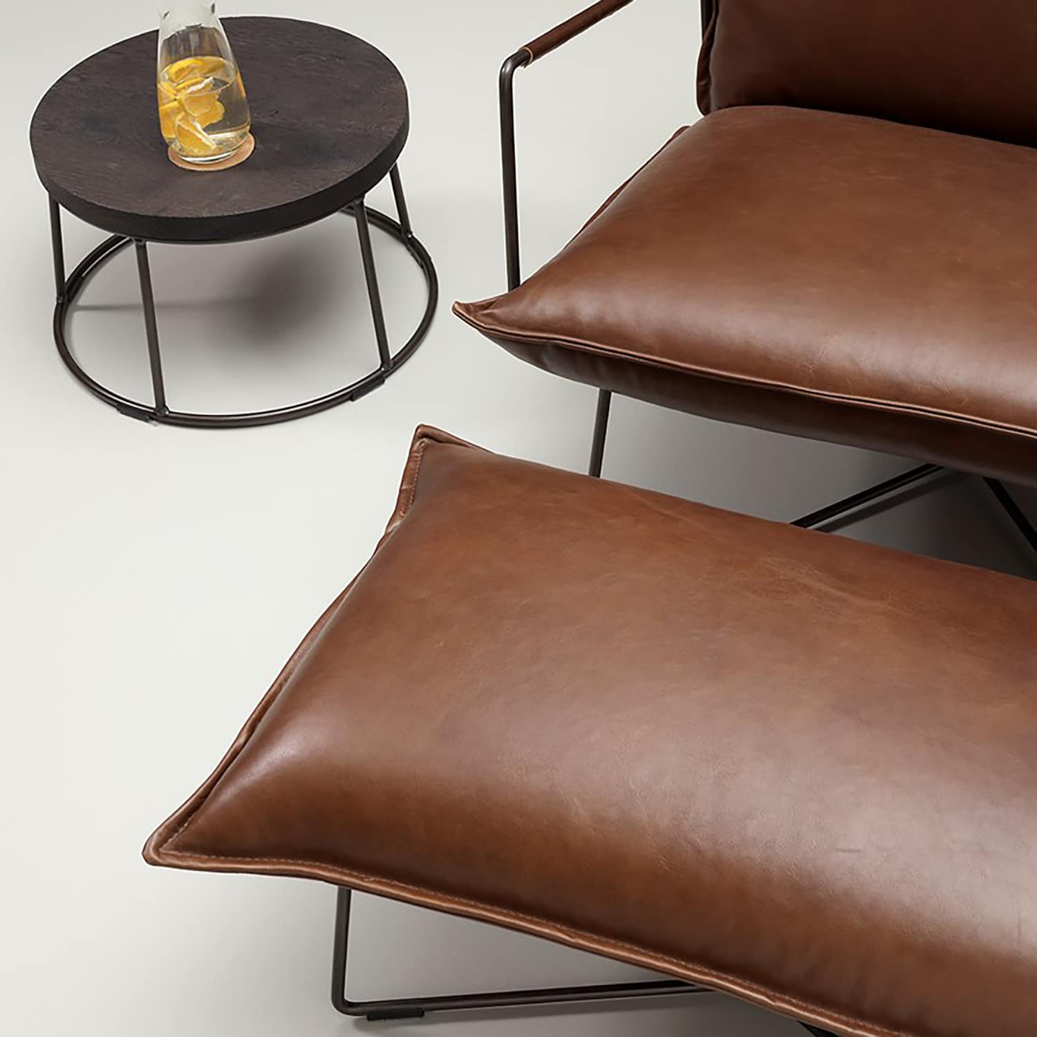 earl-repose-pied-jess-magasin-mobilier-annecy-1