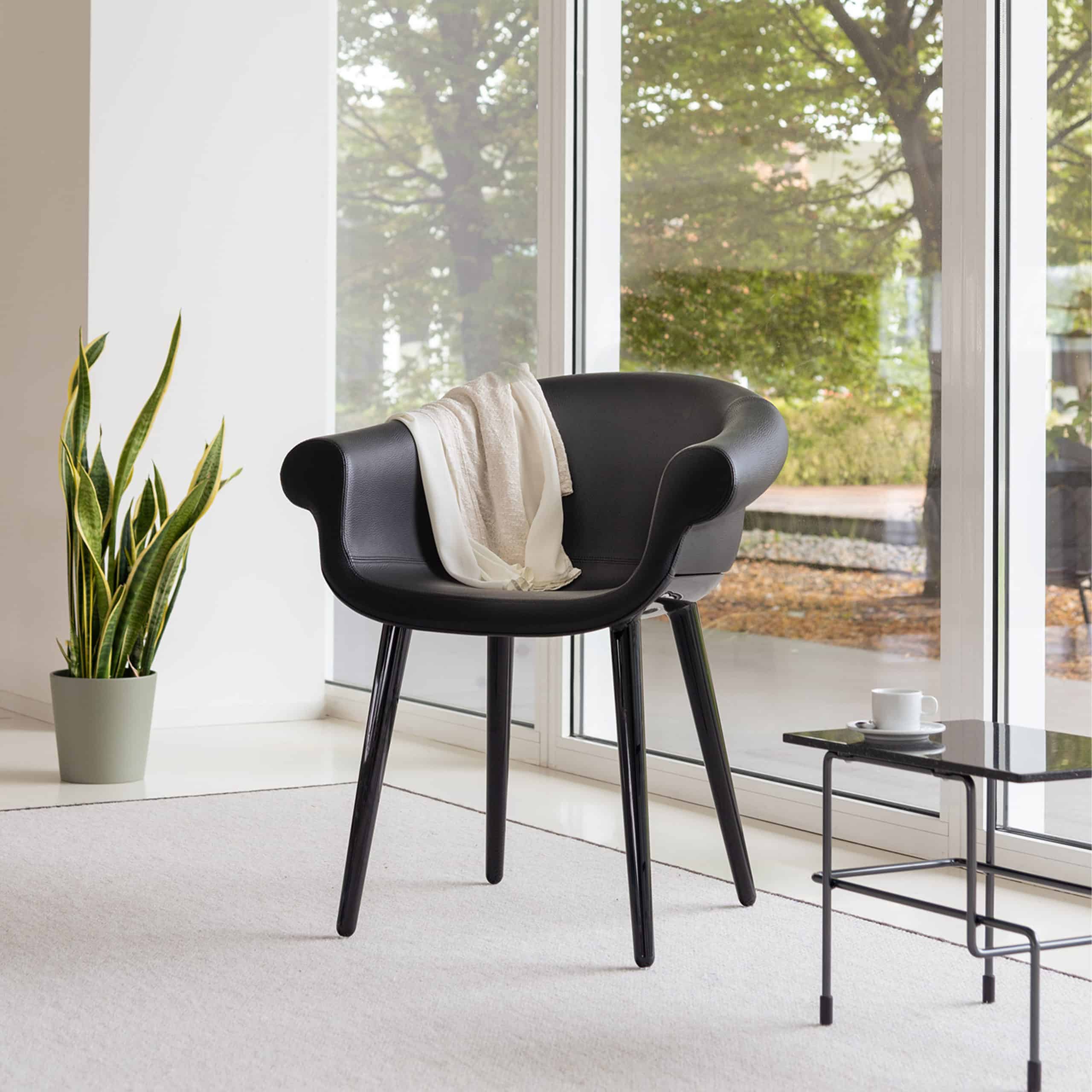 carre-cyborg-lord-fauteuil-magis-magasin-mobilier-annecy-10